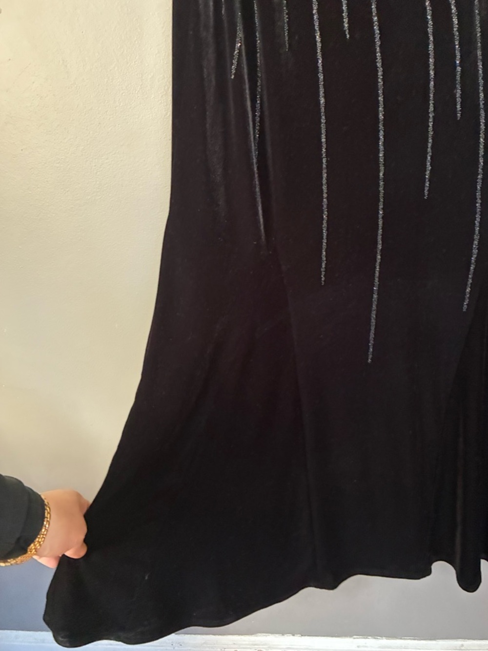 Vintage 90s Black Velvet Beaded Gown Prom dress feminine Size 11/12 fits 10 - Picture 6 of 10